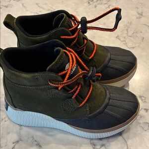 Sorel Kids' Black and Olive Boots with Orange Laces